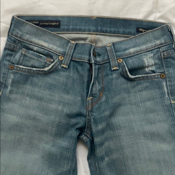 Women’s Citizens of Humanity crop jean - Picture 3 of 7